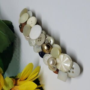 Vintage button barrette gold tone cream wood